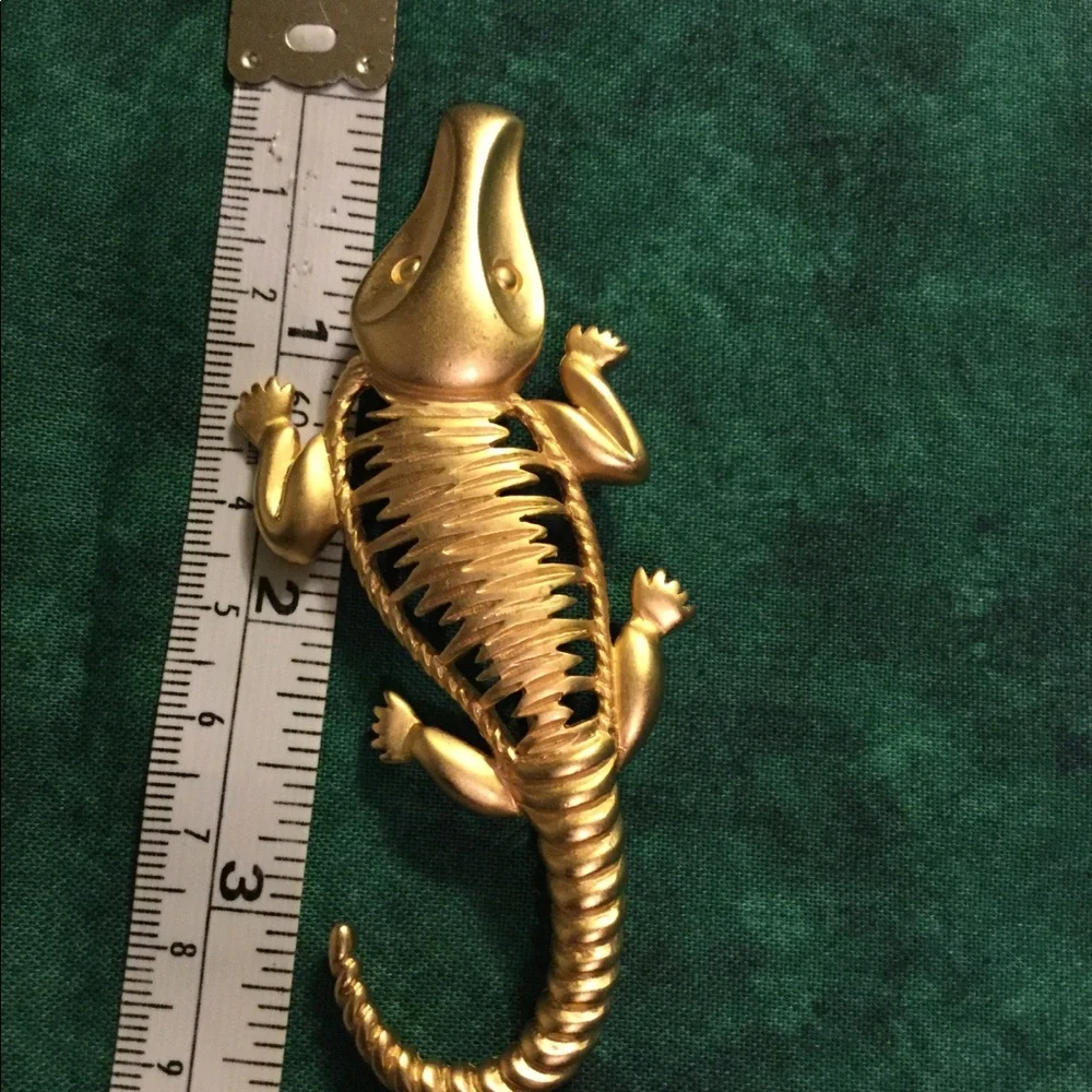Vintage Brushed Gold Alligator Brooch